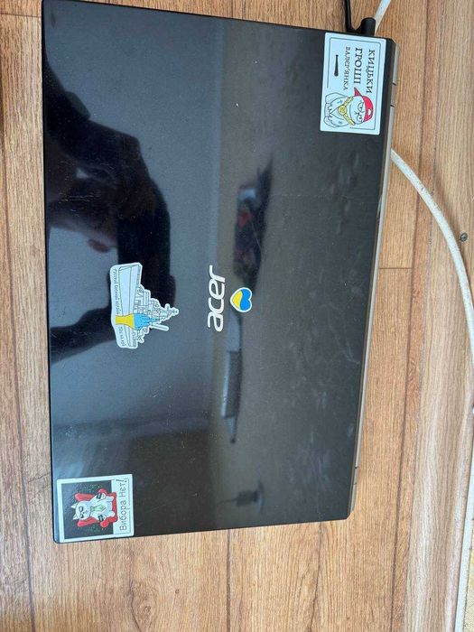 Ноутбук Acer Aspire V3-551G 750 гб