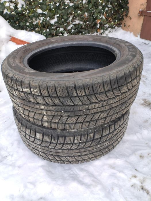 Opony zimowe 4 sztuki 205/55/16