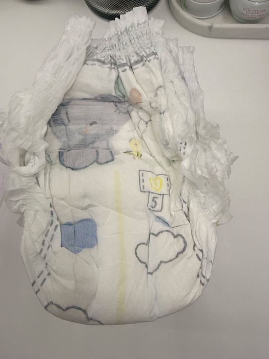 Pampers premium care 5