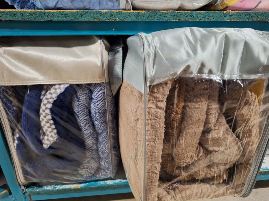 Edredons, colchas para inverno com pelo de borrego