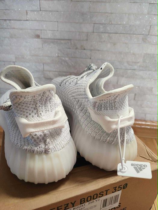 Adidas Yeezy Boost 350 V2 “Triple White” – EU 45
