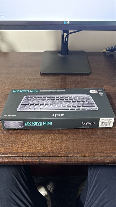Teclado Logitech MX Keys Mini
