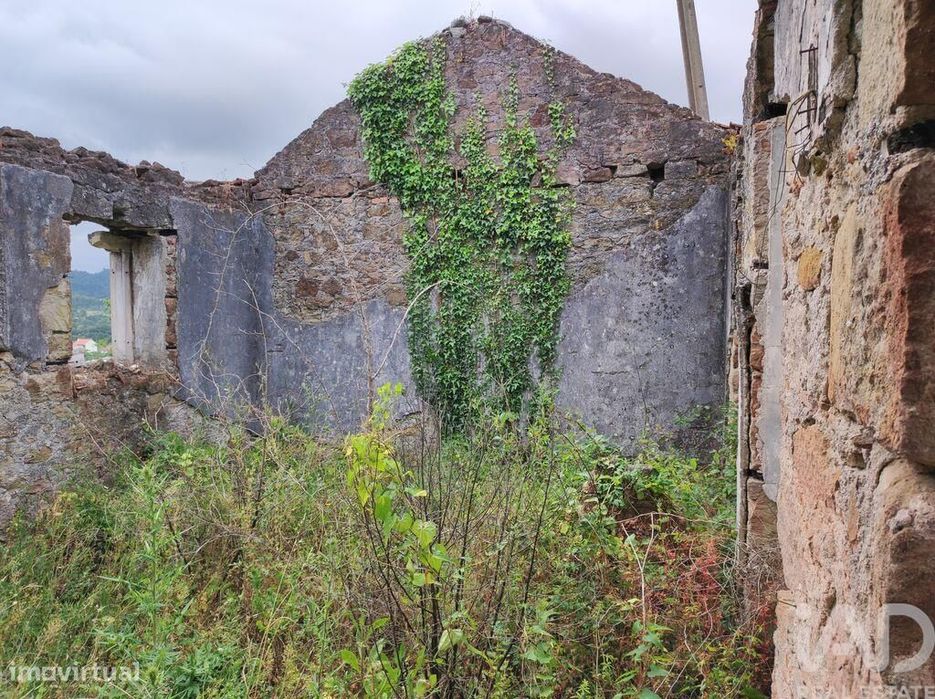 Terreno para construção em Colmeias e Memória de 116,00 m2