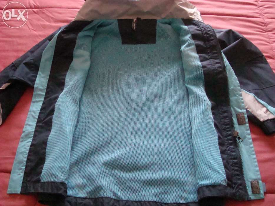 Impermeável de menino 8 anos como novo