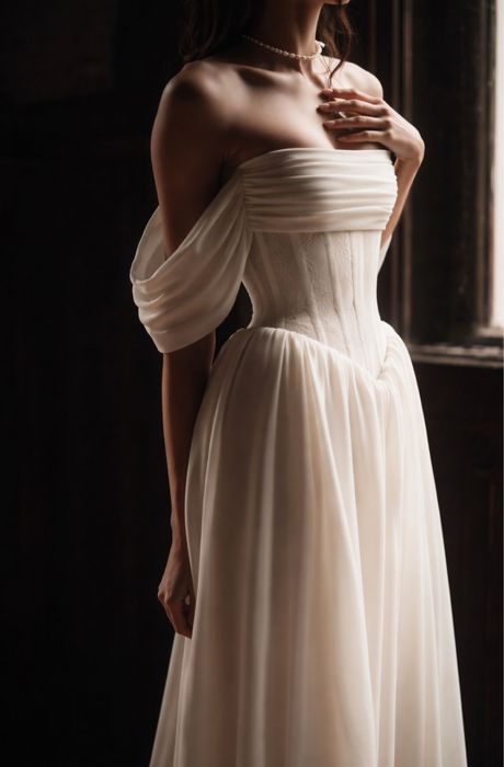 Весільна сукня   MILKY FLOWER