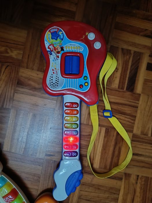 Guitarra clementoni