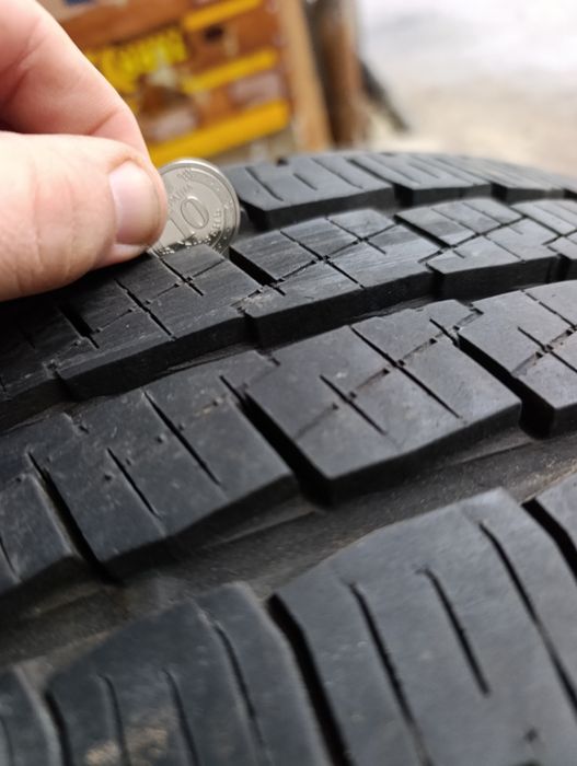 205 65 16c  всесезонні шини pirelli