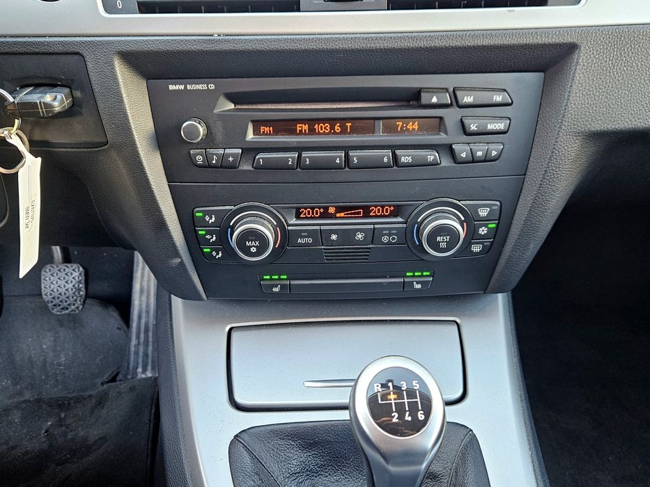 BMW serii 3 e90 2007r. 2.0 Benz.