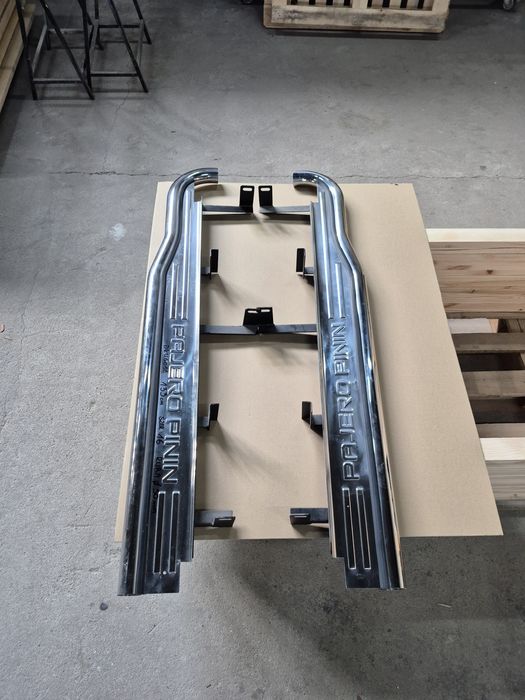 Orurowanie Podesty Pajero Pinin