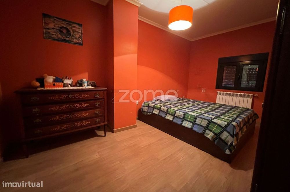 Moradia T4 com 4 Suites em Águas Frias – A 10 Minutos de Chaves
