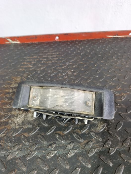 Luz de matrícula para Opel Vivaro e Renault Trafic 8200484687