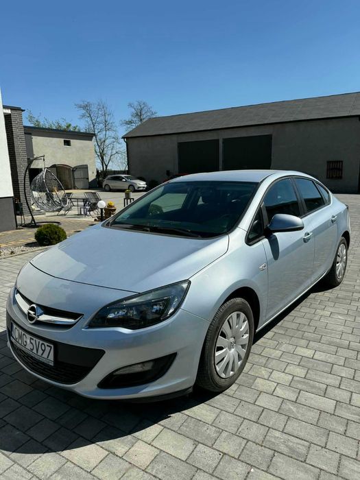 Sprzedam Opel Astra J