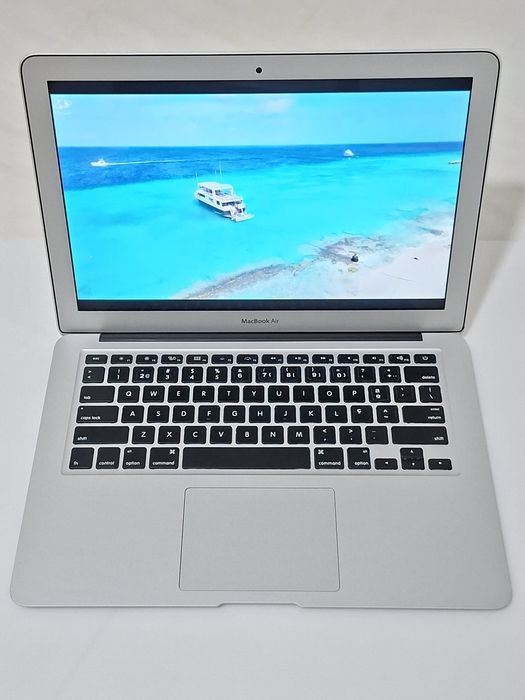 MacBook Air | Ecrã retina retina de 11,6 '' | Intel Core i5 de 1,7 Ghz | macOS Monterey Original | Estado NOVO