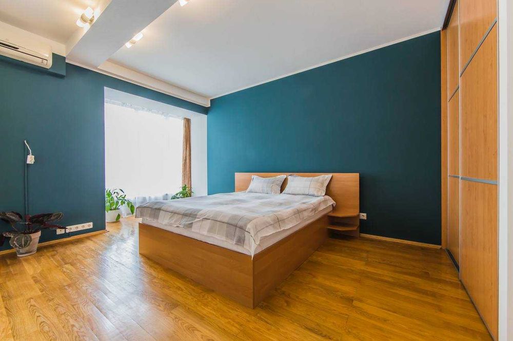 3-к квартира 90 м² | Центр | Палац Україна | ГАЗ; вул. Велика Васильківська, 112.
