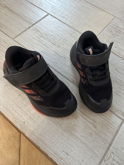 Кросівки кеди взуття Adidas marvel spiderman 30 р.