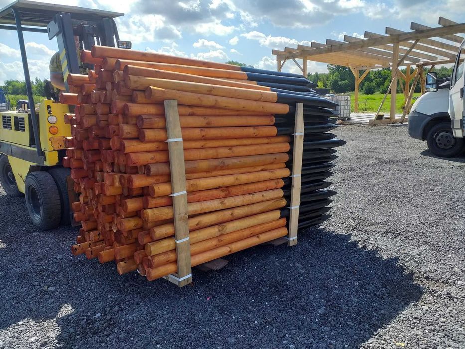Przeszkody dla koni ,ogrodzenia drewniane  farmerskie ,słupki