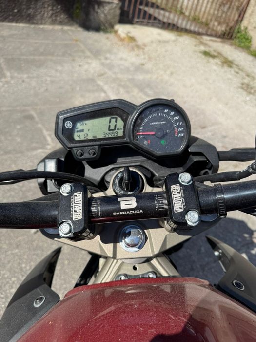Yamaha XJ6 2009 .