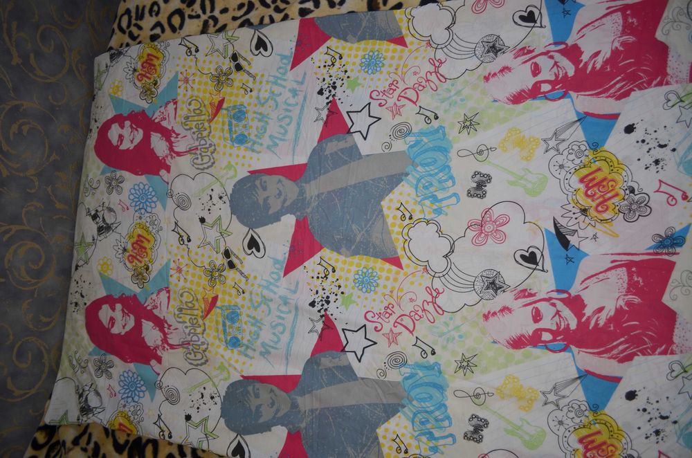 качественная полуторная постель постельное белье High School Musical