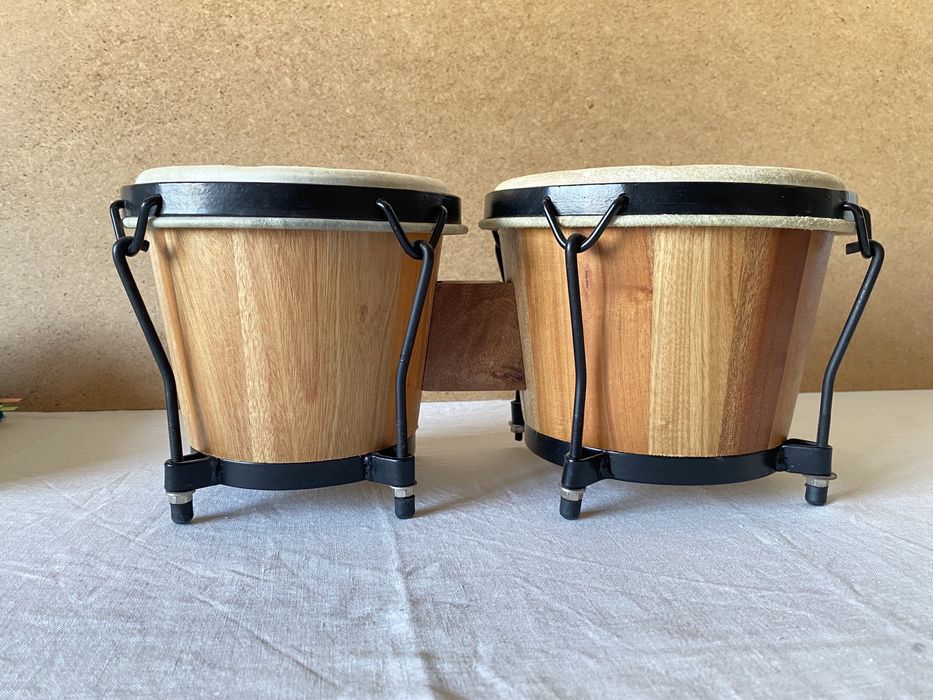 Бонги, бонг барабаны Индия