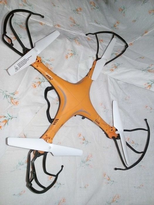 квадрокоптер пластик для детей, игрушечный дрон с камерой, на з/ч