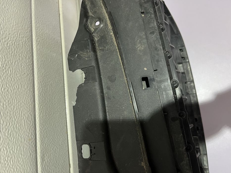 Решітка жалюзі ролета BMW 5 G30 G31 ( 2017 - 2020 г. ) 7497279-02