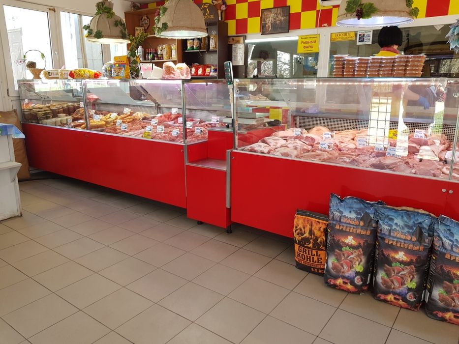 Холодильные Витрины кондитерские мясные  рыбные молочка