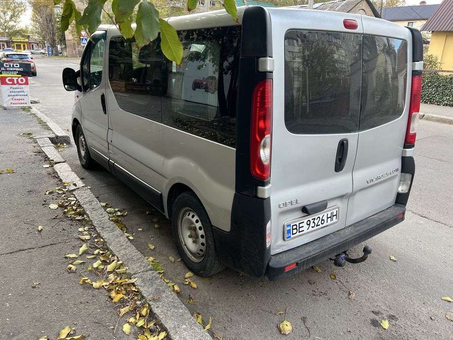 Opel Vivaro 2.5дт Пассажир!