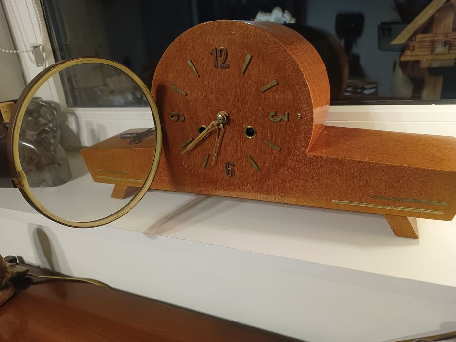 Zegar mechaniczny Metron