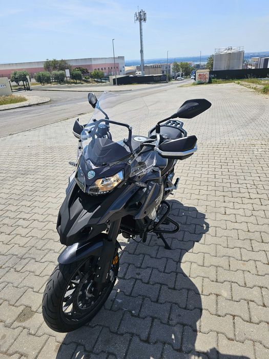 Mota Benelli trk 502