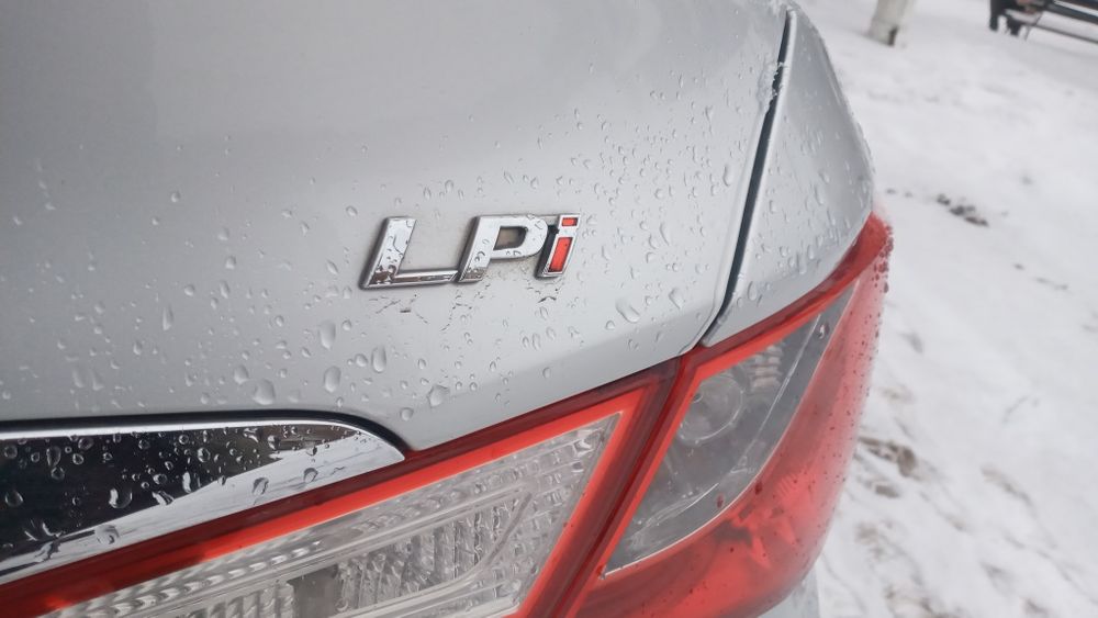 Продам  HUNDAI  sonata