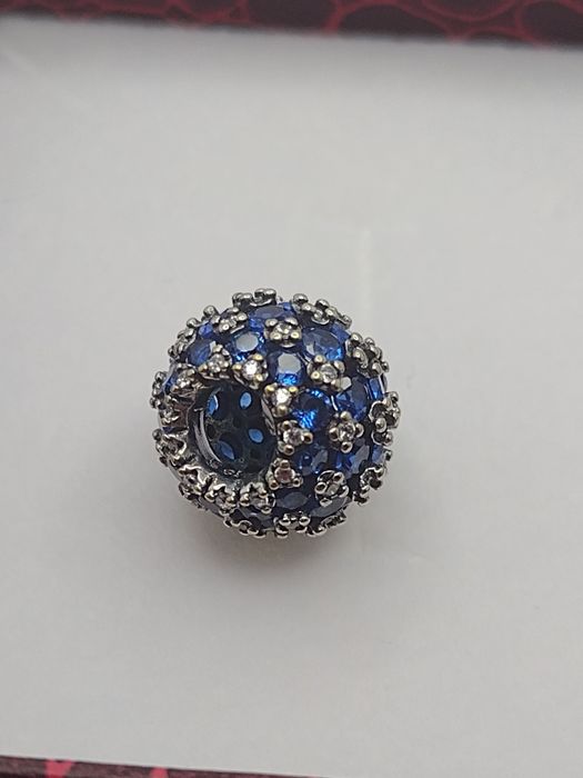 Nowy charms lśniący pave • srebro 925