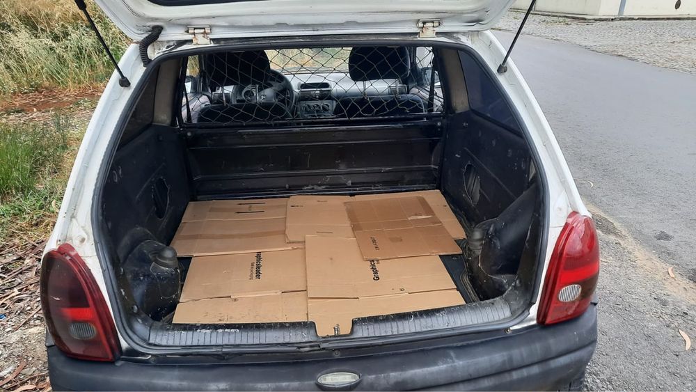 Vende se opel corsa B