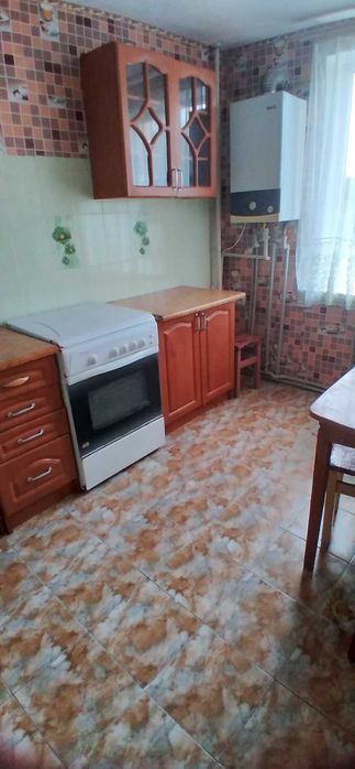 Продам 3кім.кв. з індивідуальним  опаленням