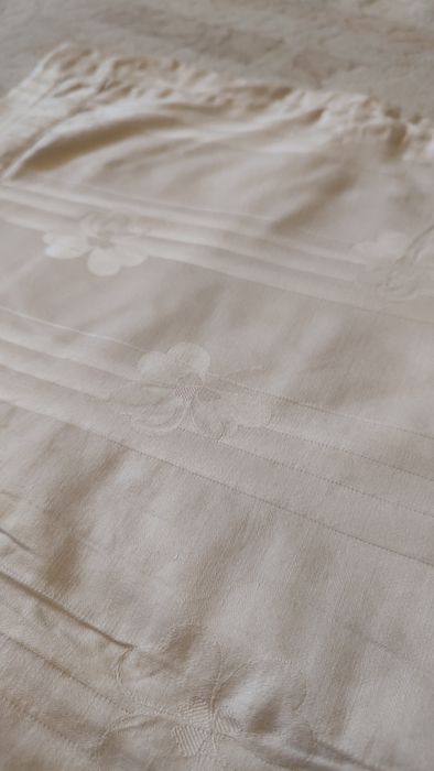 Пододеяльник нестандарт.2шт.+полотенца