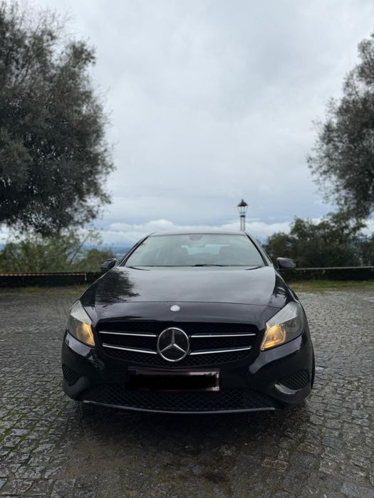 Mercedes-Benz Urban Classe A180d Automático 2013 motor Mercedes 1800