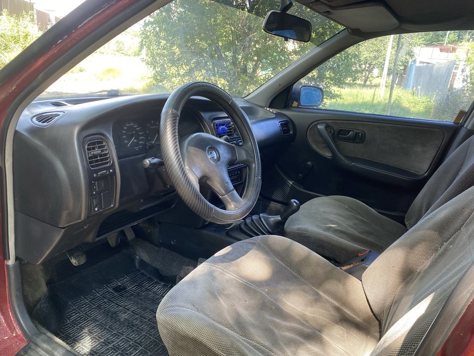 Продам Обмен Nissan primera