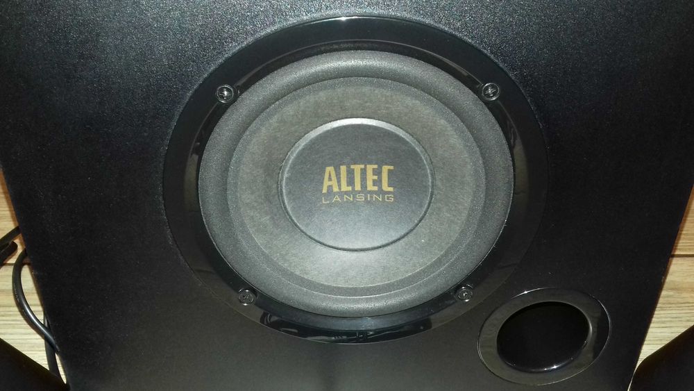 Zestaw głośnikowy 2.1 Altec Lansing VS4621