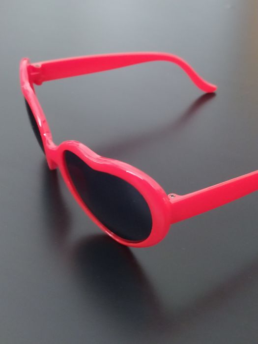 Okulary przeciwsłoneczne dzieci