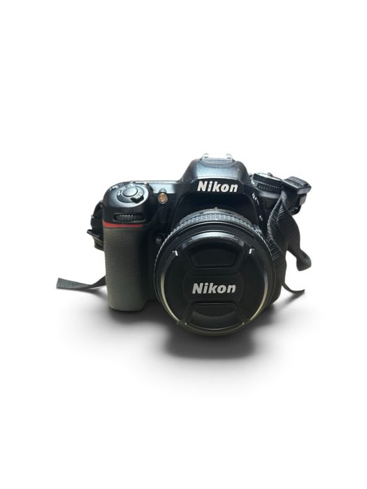 Фотоапарат Nikon D7500