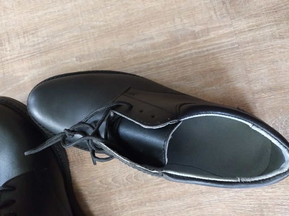 Buty służb mundurowych 42