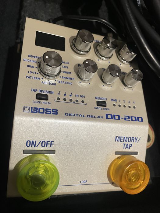 BOSS Delay pedal guitarra DD200