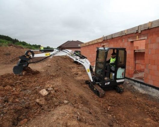 Земляные и демонтажные работы любой сложности Полтава.