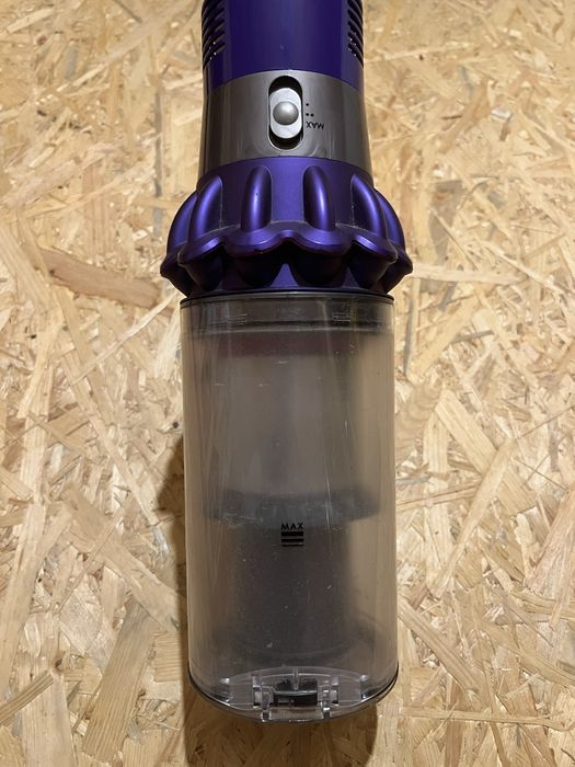 Sprzedam odkurzacz Dyson v10