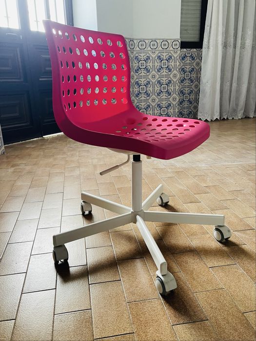 Cadeira giratoria IKEA