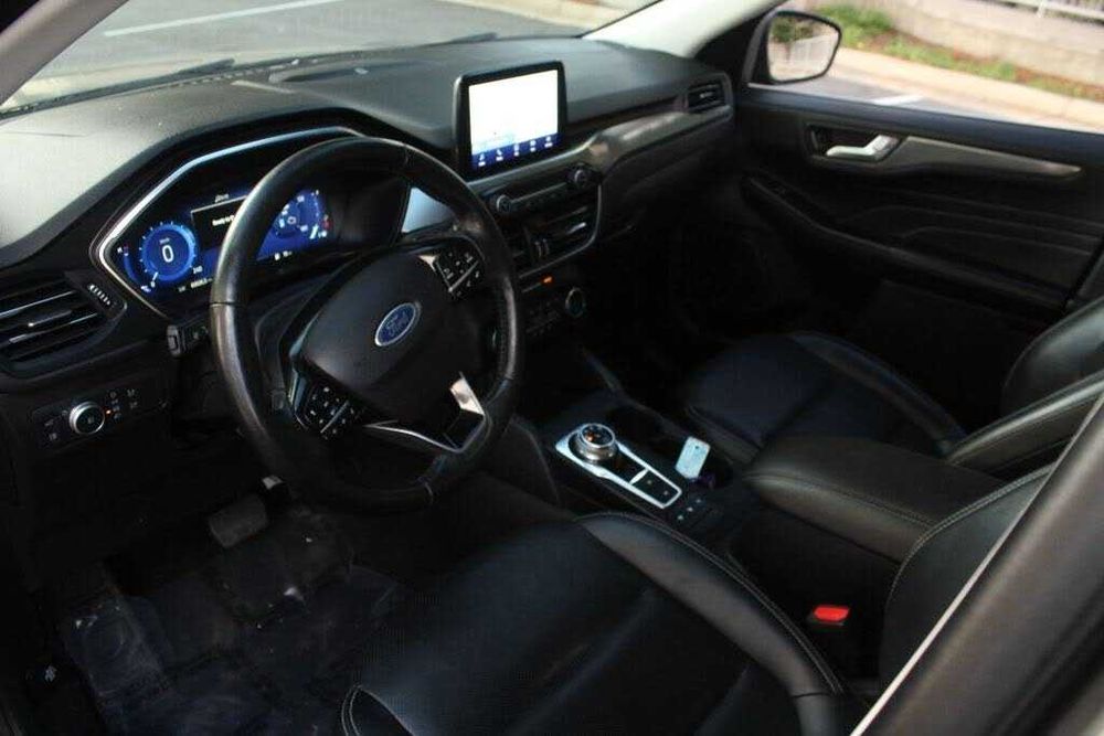 Ford Escape Hybrid Titanium 2021рік