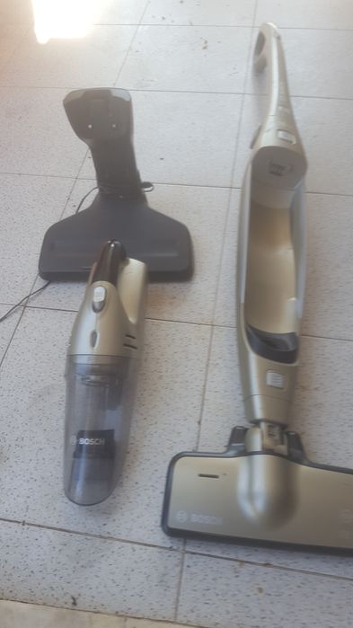 Aspirador vertical BOSCH como novo