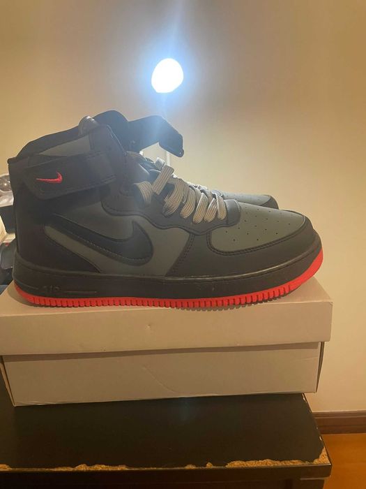 Sapatihas Nike AIR force 1 Mid ( Hot lava) Dark Grey