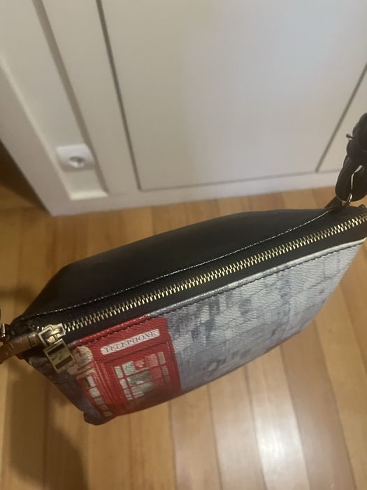 Carteira Parfois  ideal para viagens 5€