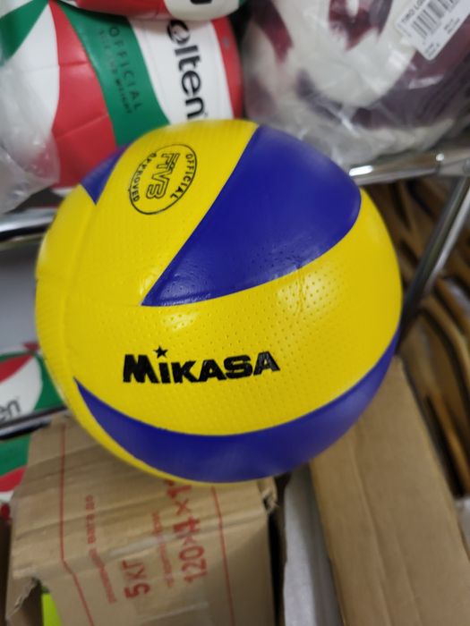 Мяч волейбольний  розмір 5. Mikasa 200 є в наявності. 100шт.Ціна 280гр