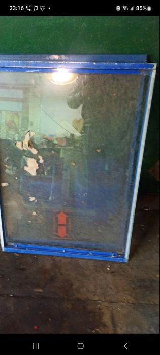 Стекло  раздаежно для морозильной  камеры